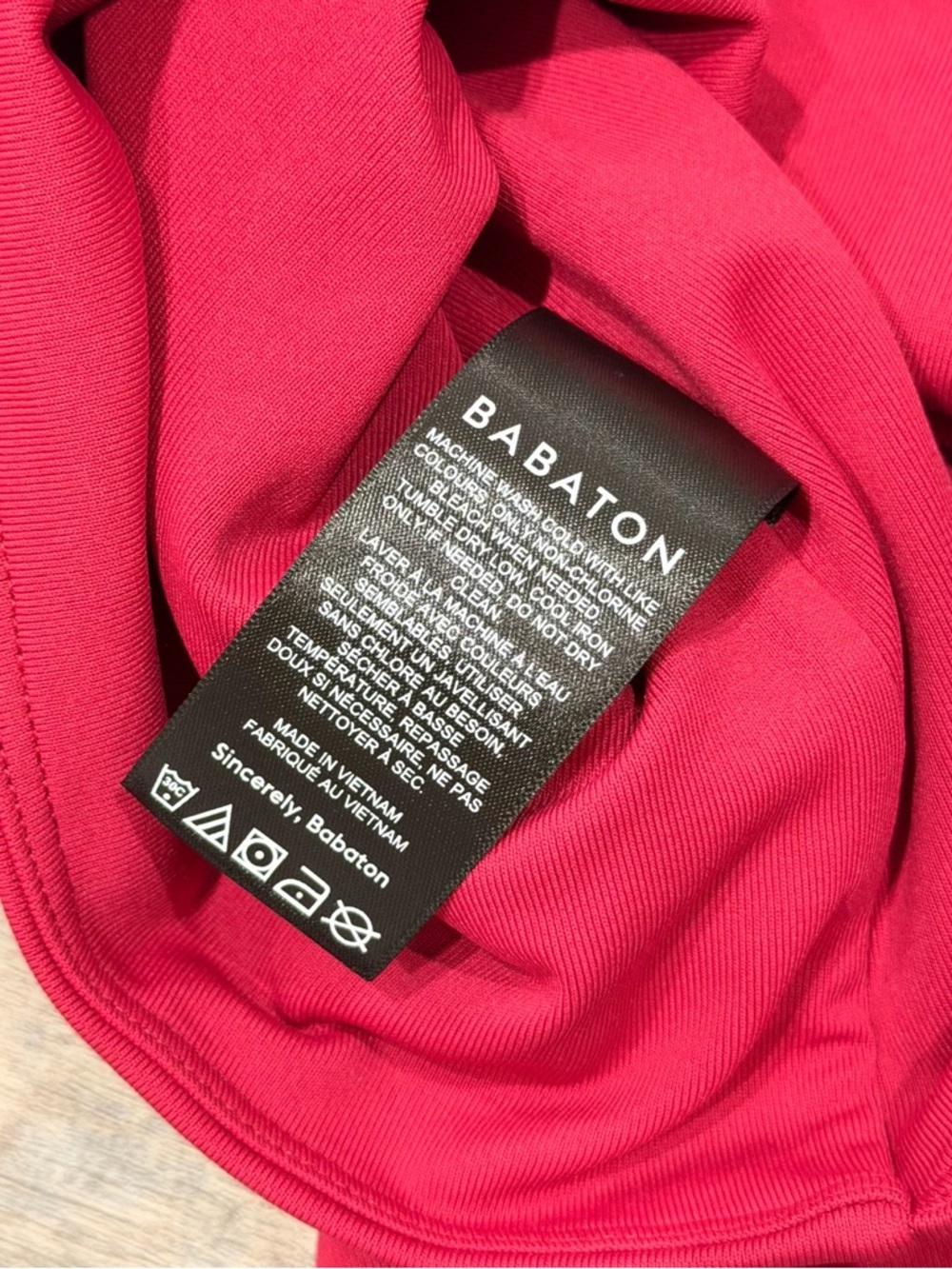 Aritzia Babaton Contour Crop T-Shirt Pink Size L - Picture 6 of 7